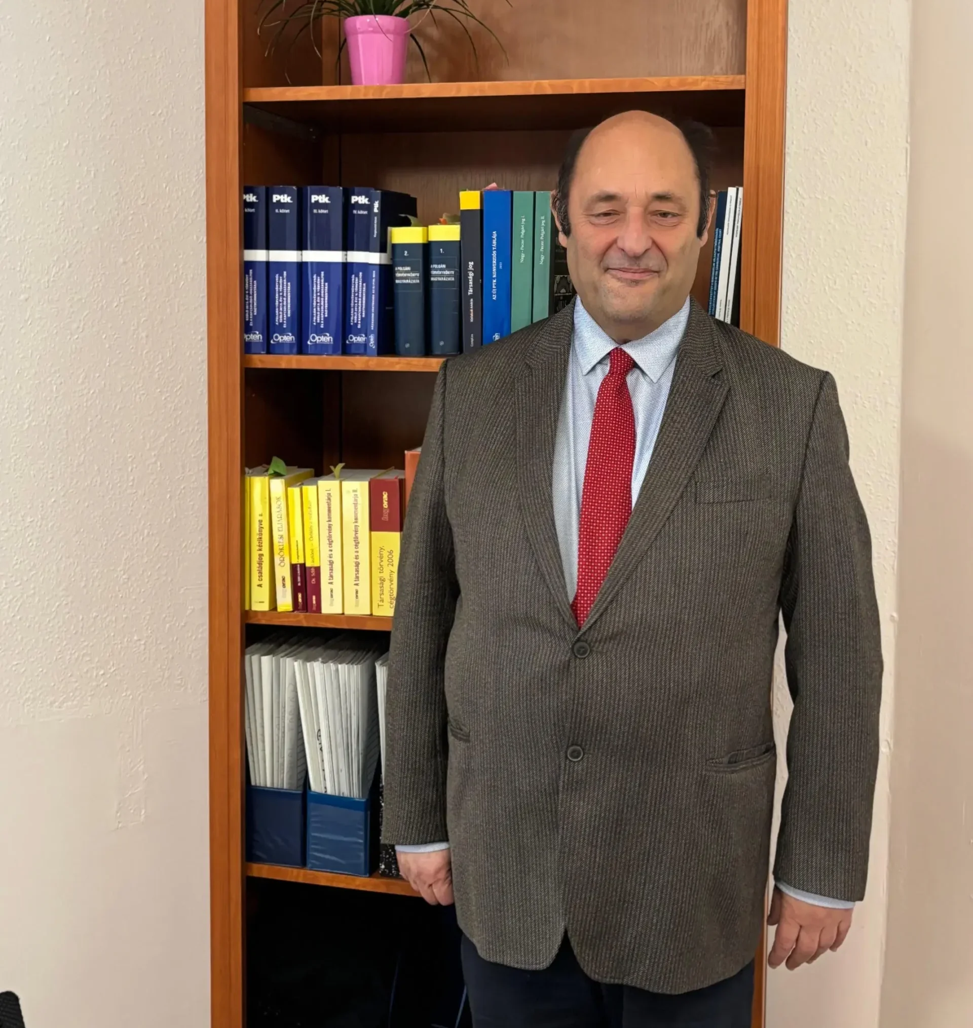 Dr. Lővei György portré